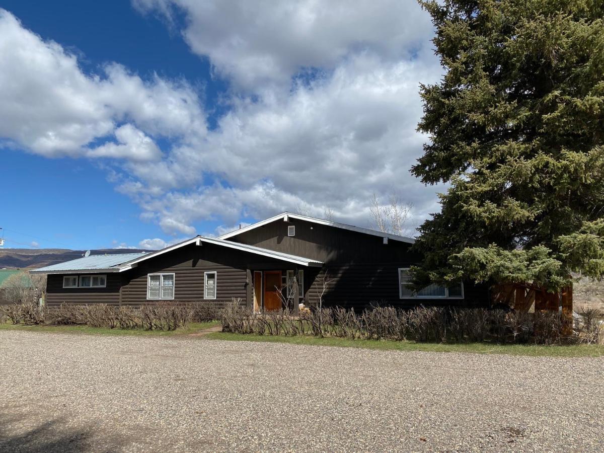 Rolling R Guest Ranch Guest House Meeker Exterior photo