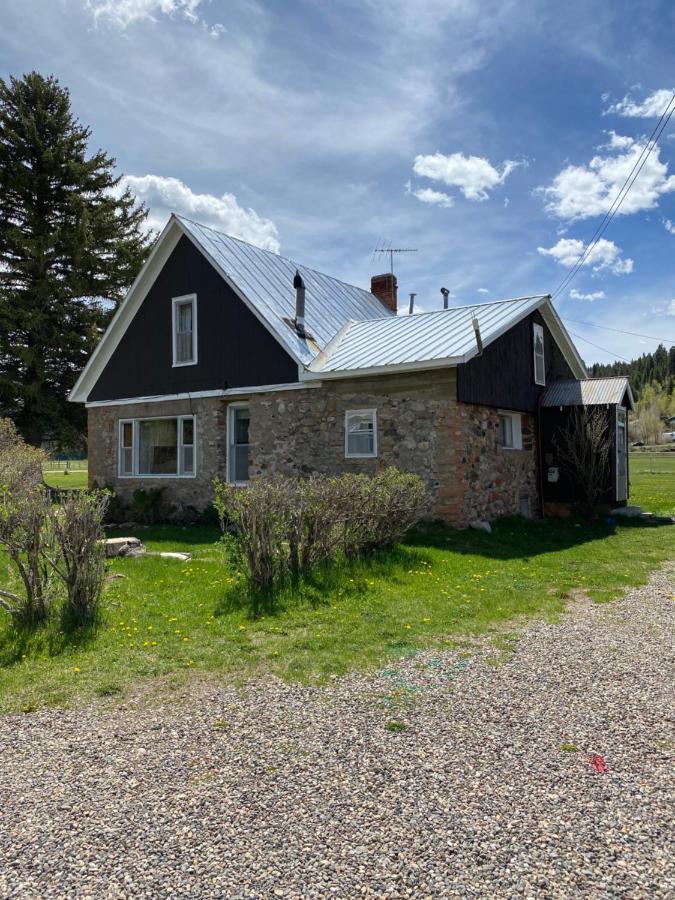 Rolling R Guest Ranch Guest House Meeker Exterior photo