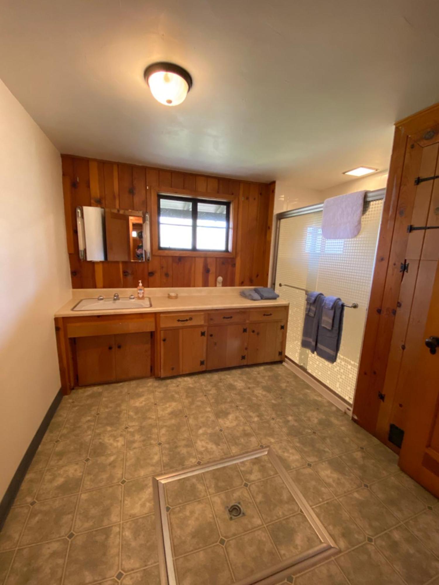 Rolling R Guest Ranch Guest House Meeker Room photo