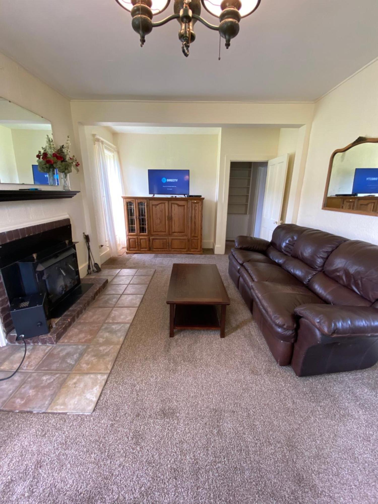 Rolling R Guest Ranch Guest House Meeker Room photo